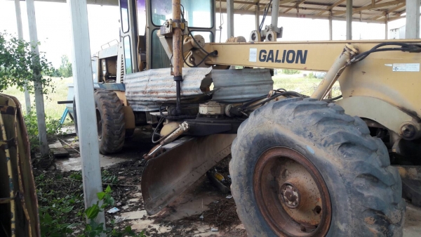 ขาย รถเกรด GALION 850  สภาพพร้อมใช้งาน เครื่องดี ปั้มดี เอกสารใบซื้อขาย ราคาต่อรองได้ครับ