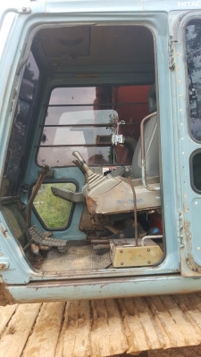 ขายรถขุดแบ็คโค EX200-3ไฟฟ้าเต็ม เล่มทะเบียน สภาพสวยทำงานเร็ว เอวแน่น