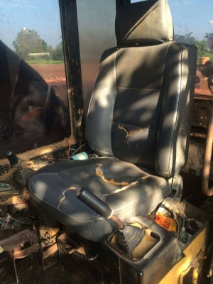 ขายรถขุด แบ็คโคCAT E200B สภาพพร้อมลงทำงาน ช่วงล่างดีปั๊มฟิต