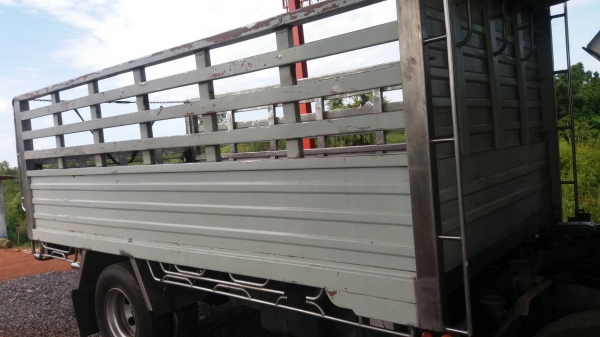 ขายกระบะสแตนเลส สภาพสวยๆ   ยาว 4.30 เมตร,กว้าง 2.10 เมตร