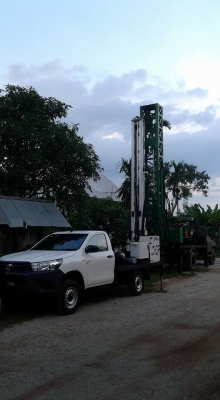 บริการต่อรถเจาะน้ำบาดาลระบบไฮดรอลิก