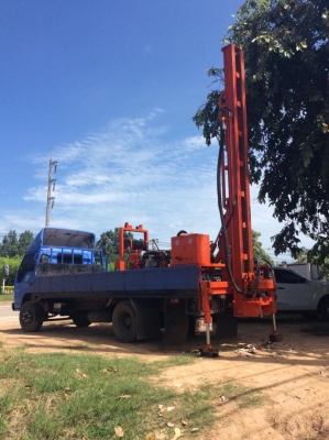 จำหน่ายรถเจาะน้ำบาดาล จำหน่ายรถเจาะน้ำบาดาล