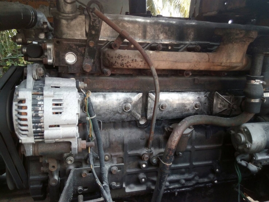 ขายด่วน KOMATSU 515 เอวอ่อน ต่อแขนตักพืชไร่ สภาพพร้อมใช้งาน เครื่องดี เครื่อง6BD1 เกียร์ดี รถใช้งานได้ทันที เอกสารสัญญาซื้อขาย