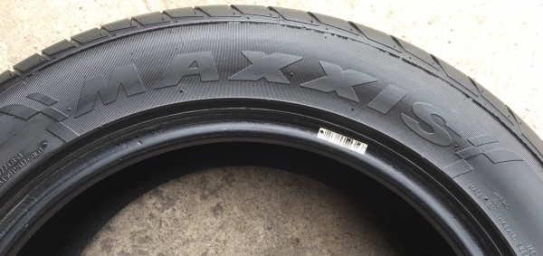 ยางถอดป้ายแดง Maxxis 205-55-16 ปลายปี 15 ยางถอดป้ายแดง Maxxis 205-55-16 ปลายปี 15
