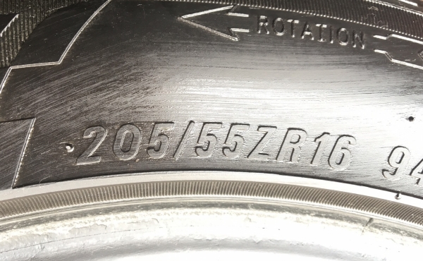 ยางถอดป้ายแดง Maxxis 205-55-16 ปลายปี 15 ยางถอดป้ายแดง Maxxis 205-55-16 ปลายปี 15