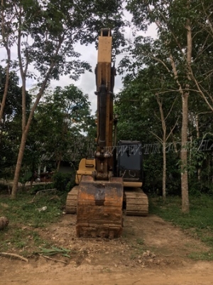 แมคโค CAT 32D ชั่วโมงทำงาน 12,000กว่าชั่วโมง รถ6ปี มีเล่มทะเบียนพร้อมครับ Serial 976 เป็นรถญี่ปุ่น