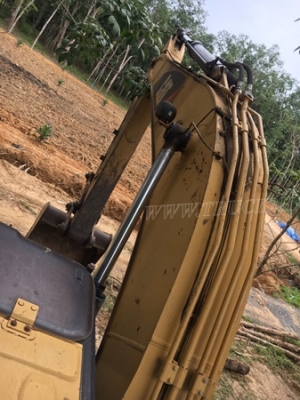 แมคโค CAT 32D ชั่วโมงทำงาน 12,000กว่าชั่วโมง รถ6ปี มีเล่มทะเบียนพร้อมครับ Serial 976 เป็นรถญี่ปุ่น
