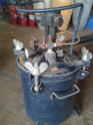 ถังพ่นสีพ่นกาว