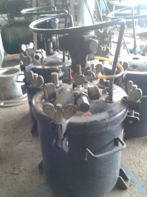 ถังพ่นสีพ่นกาว