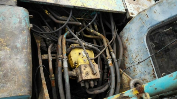 ขายรถขุดแบ็คโค SK200-3 มาร์คทรี ไฟฟ้าตัด ทำงานได้เครื่องเดิมมิตซู ขายรถขุดแบ็คโค SK200-3 มาร์คทรี ไฟฟ้าตัด ทำงานได้เครื่องเดิมมิตซู