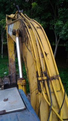 ขายรถแบคโฮ KOBELCO SK200-/// เอกสารเล่มทะเบียน ราคา 460000