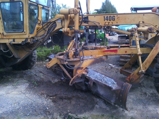 ขายรถเกรดCat140gสภาพสวยพร้อมใช้ ติดต่อคุณอ๊อฟ พิจิตร086-737-9991 ขายรถเกรดCat140gสภาพสวยพร้อมใช้ ติดต่อคุณอ๊อฟ พิจิตร086-737-9991