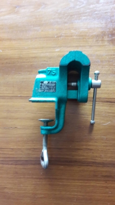 ขายปากกาจับชิ้นงานแบบติดขอบโต๊ะขนาด3" RUCKY MADE IN JAPAN.ใหม่เก่าเก็บ