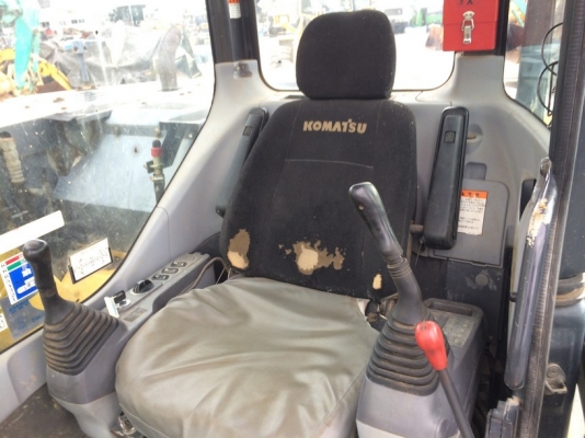 Komatsu PC128US-2EO ปี 2003 ใบแทร็คติดก้อนยาง นำเข้าจากญี่ปุ่น ราคาถูกครับ