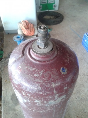 ถังแก๊สตัดและเชื่อมเหล็ก