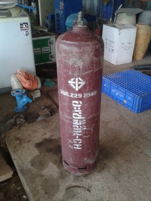 ถังแก๊สตัดและเชื่อมเหล็ก