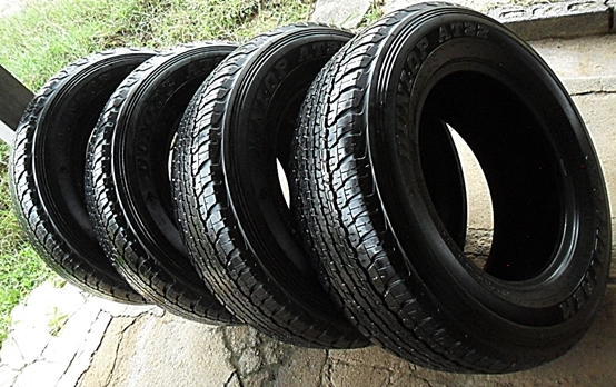 ยาง17กระบะสูง ดันล็อป 265-65-17ลงพื้นปี15 ดอกหนา1 ซม. (4เส้น 4,300) ยาง17กระบะสูง ดันล็อป 265-65-17ลงพื้นปี15 ดอกหนา1 ซม. (4เส้น 4,300)