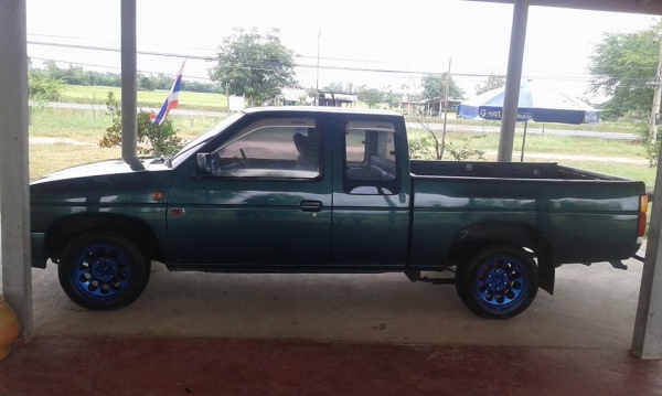 ืNISSAN  BIG-M  2.5  ปี 1995