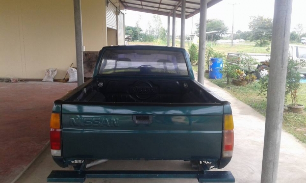 ืNISSAN  BIG-M  2.5  ปี 1995