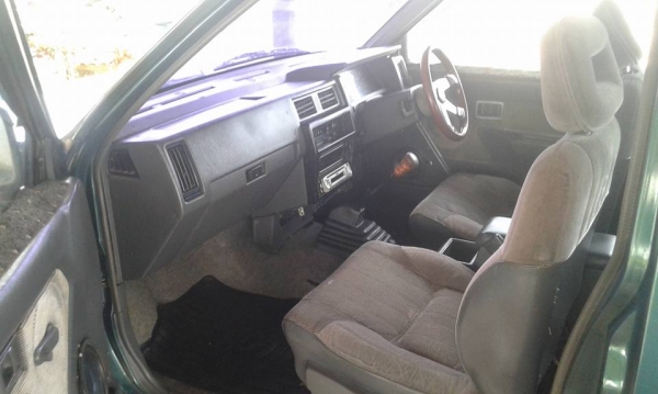 ืNISSAN  BIG-M  2.5  ปี 1995