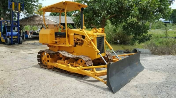 ขายด่วนรถแทรกเตอร์ดันดินมิสซูBD2Fรถนอกสถาพดีเพิ่งนำเข้ามาใหม่ยังไม่เคยใช้งานในเมืองไทยเลย ขายด่วนรถแทรกเตอร์ดันดินมิสซูBD2Fรถนอกสถาพดีเพิ่งนำเข้ามาใหม่ยังไม่เคยใช้งานในเมืองไทยเลย