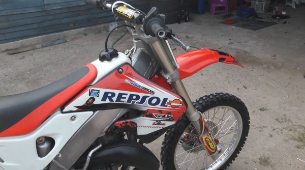 1999 cr125 1999 cr125