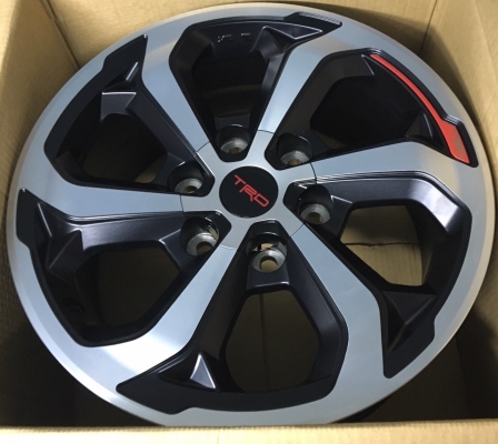 ขาย ล้อแม็กใหม่ TOYOTA REVO TRD ขอบ 17 แท้ ขาย ล้อแม็กใหม่ TOYOTA REVO TRD ขอบ 17 แท้