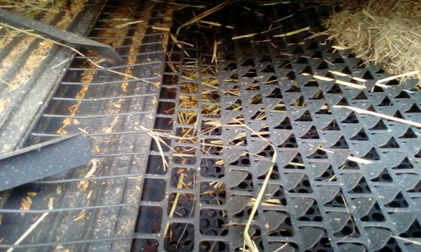 ขายรถเกี่ยวข้าวคูโบต้า DC68 ช่วงล่างแทรคใหม่ ตู้ตะแกรงใหม่ พร้อมลงทำงาน เครื่องเดิม