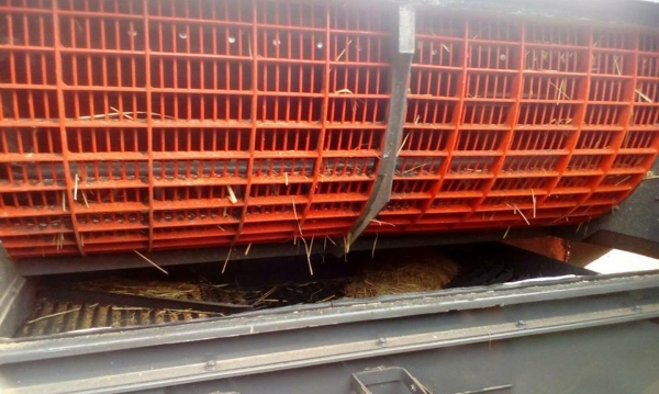 ขายรถเกี่ยวข้าวคูโบต้า DC68 ช่วงล่างแทรคใหม่ ตู้ตะแกรงใหม่ พร้อมลงทำงาน เครื่องเดิม