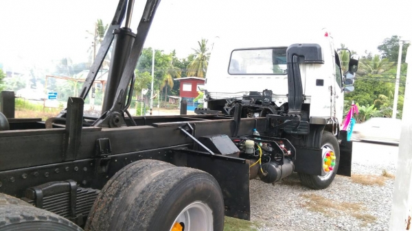 ขายด่วนครับM6 ปี48 สภาพสวยมากครับ สภาพดีไม่ช้ำ+ยางดี พร้อมใช้งาน :;สนใจโทร0892226821คุณสมใจ