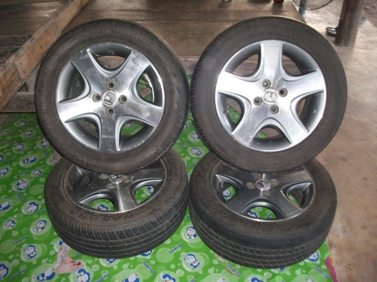 ลดต้อนรับปีใหม่ ล้อแม็กฮอนด้าพร้อมยาง 1800  บาท