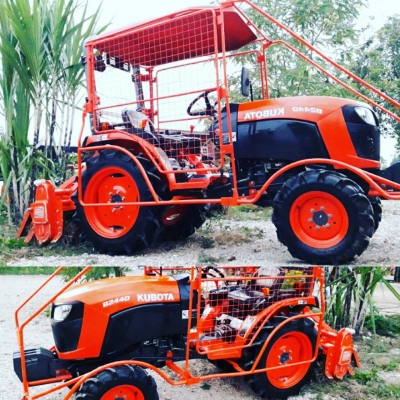 ขายรถไถคูโบต้า  KUBOTA   B2440  พร้อมชุดโครงกันอ้อย SG247  และโรตารี่ RX85B