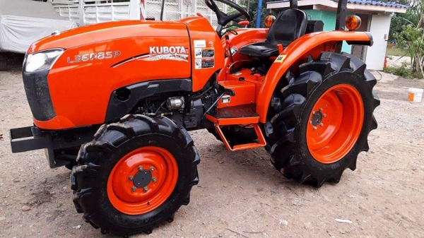 ขายรถไถคูโบต้า  KUBOTA   L 3608SP พร้อม ผาน 6X22