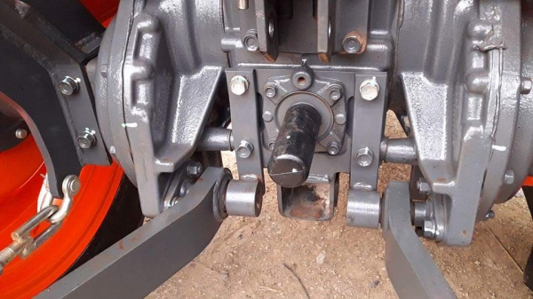 ขายรถไถคูโบต้า KUBOTA L 3608SP พร้อมชุดใบมีดดันหน้าคานล่าง ผาน 4X22 ขายรถไถคูโบต้า KUBOTA L 3608SP พร้อมชุดใบมีดดันหน้าคานล่าง ผาน 4X22