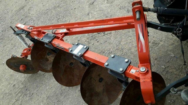 ขายรถไถคูโบต้า KUBOTA L 3608SP พร้อมชุดใบมีดดันหน้าคานล่าง ผาน 4X22 ขายรถไถคูโบต้า KUBOTA L 3608SP พร้อมชุดใบมีดดันหน้าคานล่าง ผาน 4X22
