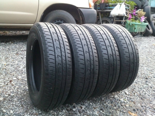 ขายยาง 185/65R15 บริดสโตน อีโคเปีย ยางปี15 ดอกยางเต็มสดไม่แตกลายไม่ร้าวไม่มีปะ สวยๆจำนวน 1 ชุด