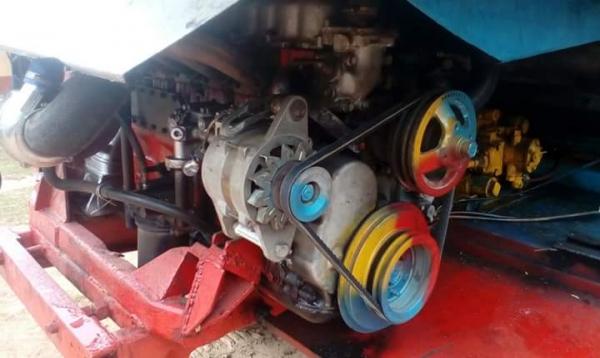 ขายรถเกี่ยวข้าว ไทยเส็งยนต์ อุ้ม2.5ตัน เครื่องHINO 210เทอร์โบ ช่วงล่างดี ปั้มดี สภาพพร้อมลุยงาน ราคา440,000 สนใจโทร 090-8588220คุณนะ 093-3258446คุณบิว หรือเข้าดูสินค้าอื่นๆได้ที่ www.narong2truck.com หรือ www.truck.in.th/498 หรือเพจFacebook ณรงค์ ซื้อขายร