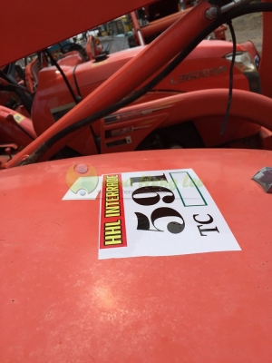 ขายรถไถคูโบต้ามือสอง L3608SP พร้อมบุ้งกี๋ตัก สวยๆ ชั่วโมงน้อย ผ่อนได้