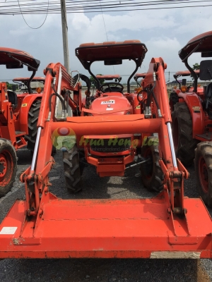 ขายรถไถคูโบต้ามือสอง L3608SP พร้อมบุ้งกี๋ตัก สวยๆ ชั่วโมงน้อย ผ่อนได้