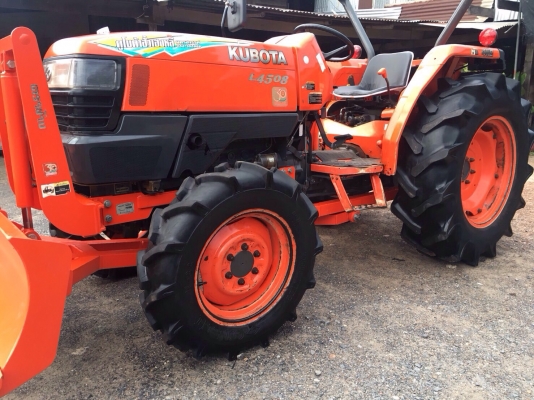 ขายL4508. 4WD เดิมๆ ใบดันหน้า ผาน6. จ. กำเเพงเพชร สนใจ0819711186