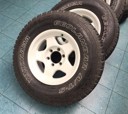 ขายล้อ16x8 off 0 พร้อมยางYokohama A/T-s 265/70/16