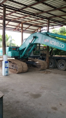 ขายรถแบคโฮ KOBELCO SK200 ขายรถแบคโฮ KOBELCO SK200