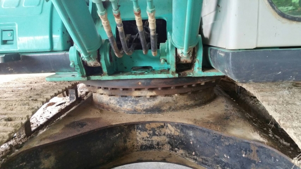 ขายรถแบคโฮ KOBELCO SK200 ขายรถแบคโฮ KOBELCO SK200