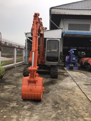 รถขุด Hitachi EX60-2 มือสองนำเข้าจากญี่ปุ่น สภาพพร้อมใช้งาน