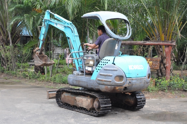 ขายแบคโฮ KOBELCO SK20(ปั้มนิ้ว)(คอนโทลน้ำมัน)(ลายหัวแย๊ก) ครบๆ สวยเดิมจากญี่ปุ่น ทำงานสมบูรณ์ทุกระบบ รับรองไม่ผิดหวัง 265,000 เท่านั้น!!