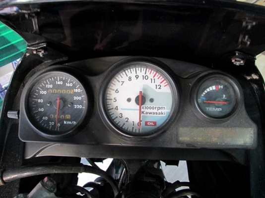 KR sp สีดำ เก็บงานแล้ว สีโคลง ชุดสีทำใหม่หมด ยางหน้าหลัง irc ของใหม่ ภาษีไม่ขาดต่อ เอกสารครบพร้อมโอน  25900