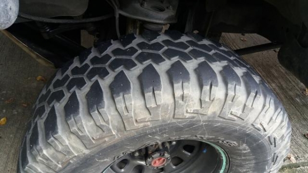 ขายยาง แม็กซีส 315/75/16 ปี13 ไม่ปะ ไม่บวม ไม่รั่ว ไม่ซึม สภาพใช้ได้อีกปีกว่าๆ