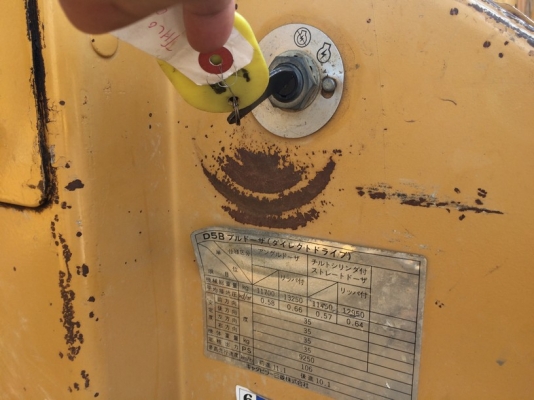 CATERPILLAR D5B เครื่อง 10Z หัวฉีด นำเข้าจากญี่ปุ่น สภาพดีมาก ๆ ครับ