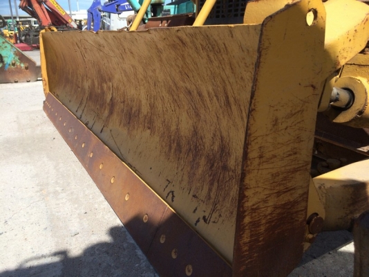 Komatsu D20PL-5 เกียร์ตัด ใบแทร็คใหญ่ 70 cm สภาพสวยจริง นำเข้าจากญี่ปุ่น ราคาไม่แพงครับ Komatsu D20PL-5 เกียร์ตัด ใบแทร็คใหญ่ 70 cm สภาพสวยจริง นำเข้าจากญี่ปุ่น ราคาไม่แพงครับ