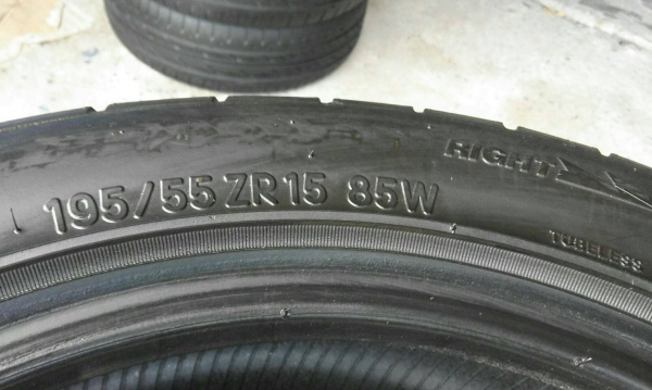 195/55R15 NITTO NT555 EXTREM ZR ชุด 4 เส้น tel. 081-427-3941 195/55R15 NITTO NT555 EXTREM ZR ชุด 4 เส้น tel. 081-427-3941
